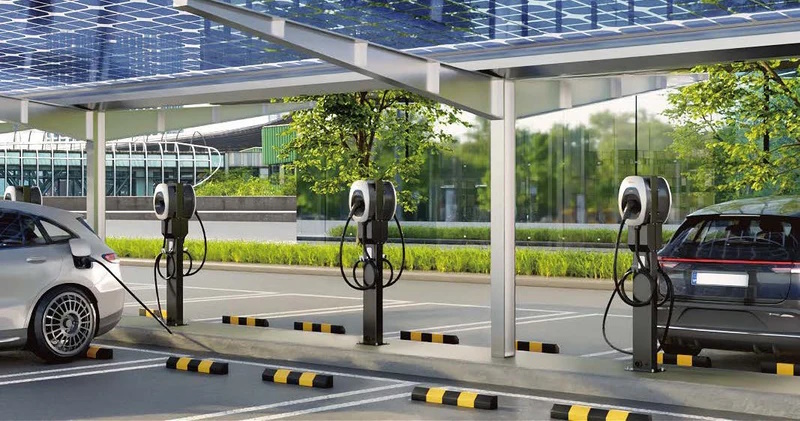 Polnilna postaja DELTA AC MAX BASIC 11 kW